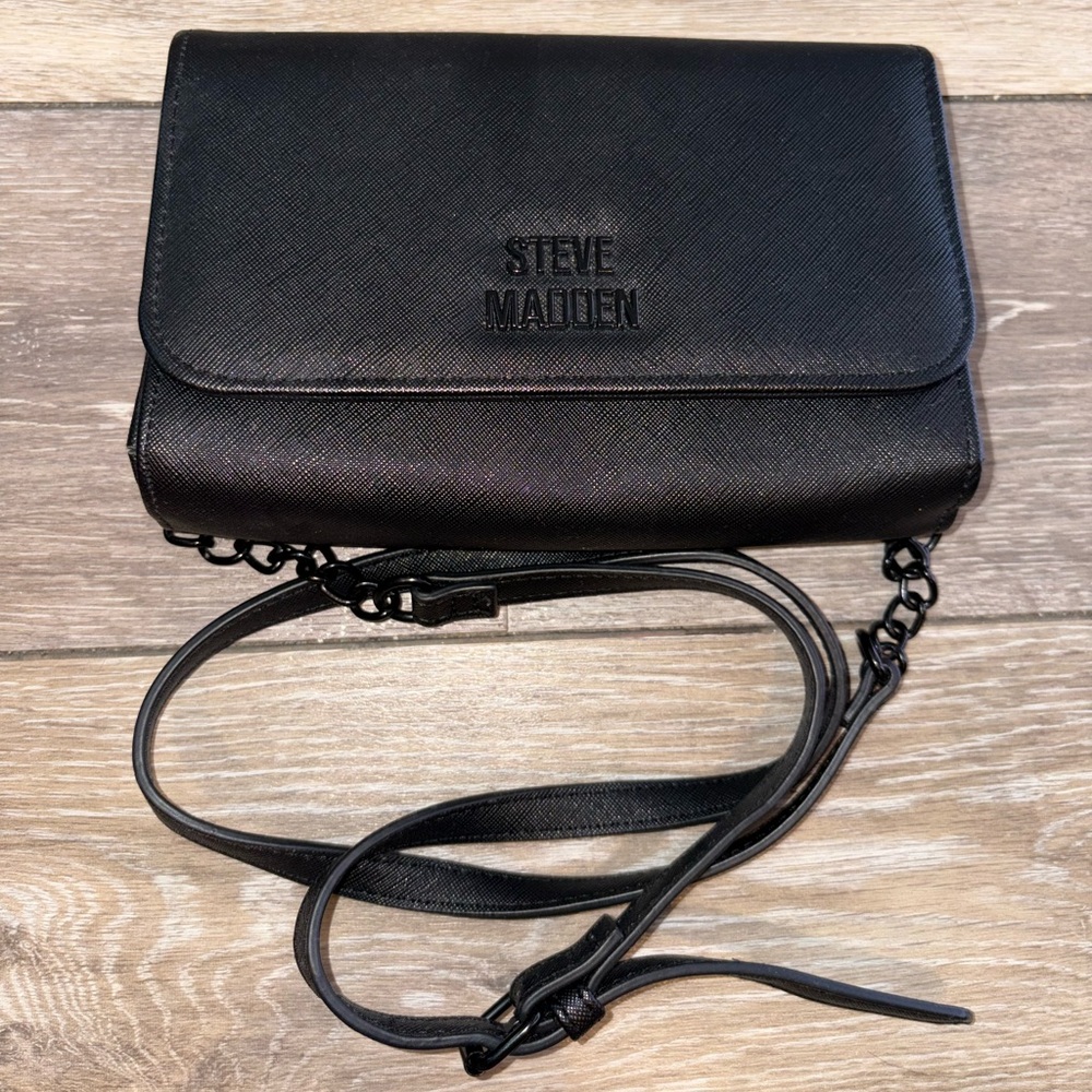 Steve Madden Black Leather Crossbody Bag with Chain Detail